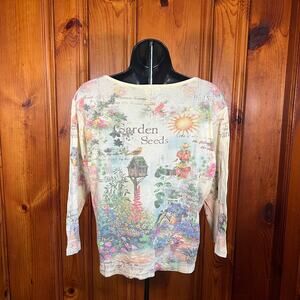 Studio Gem Q Large Y2K Cottagecore Garden Seeds Beige Graphic 3/4 Sleeve Top